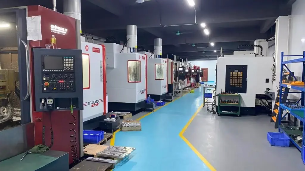 greatlight-cnc-machining-center-11