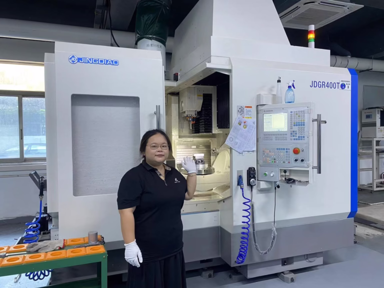 a cnc milling machine 2