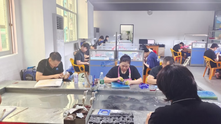 how to change tool in cnc machine